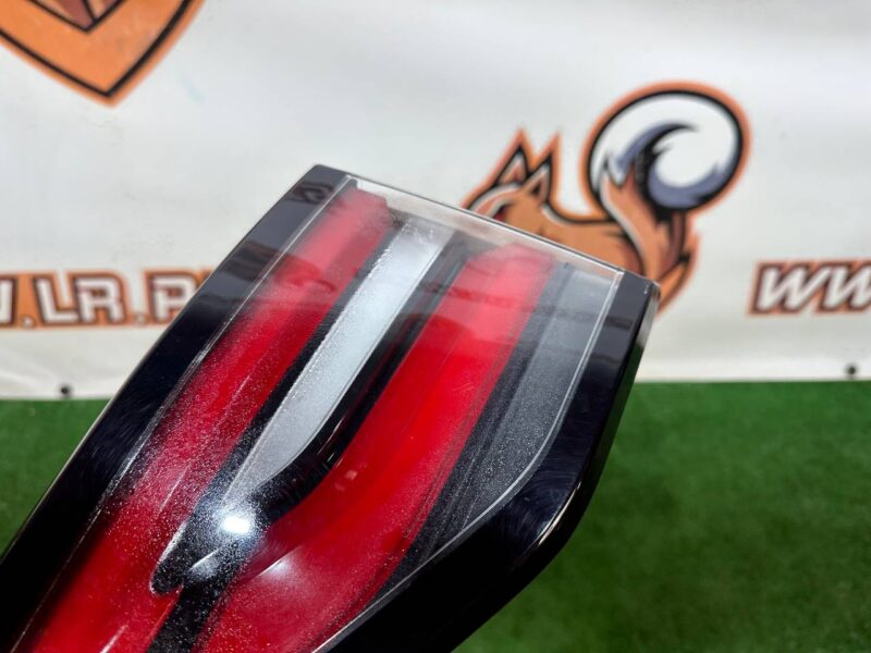 LR106847 Rearlight left fender lamp Land Rover Discovery 5 L462 (2017-) used - Image 17