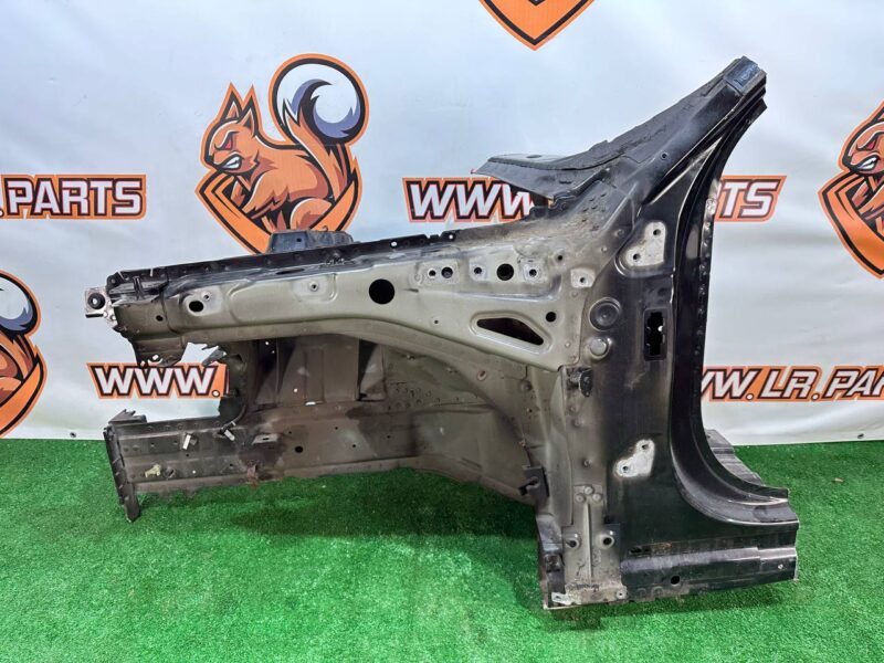 LR111046 Quarter front left fender Land Rover Discovery 5 L462 used cost 500 € in stock 1 pcs.