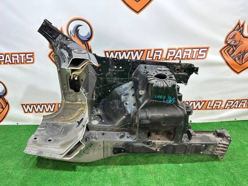LR111046 Quarter front left fender Land Rover Discovery 5 L462 used cost 500 € in stock 1 pcs.