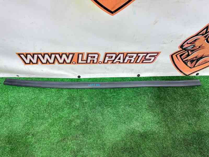 LR114357 Rear hood seal Range Rover Evoque New L551 (2019-) used cost 23 € in stock 1 pcs.