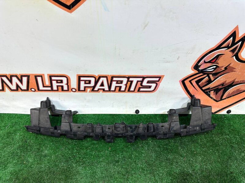 LR114957 Bracket rear bumper Range Rover Evoque New L551 (2019-) used cost 45 € in stock 1 pcs.