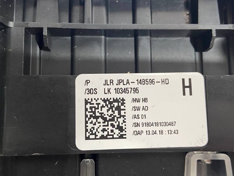LR098561 Range Rover Sport L494 (2014-2022) Suspension Control Button Block Used cost 150 € in stock 3 pcs.