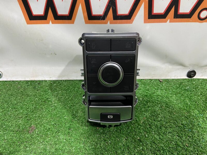 LR098561 Range Rover Sport L494 (2014-2022) Suspension Control Button Block Used cost 150 € in stock 3 pcs.