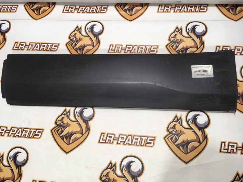 LR116799 Door molding Rear left lower Land Rover Discovery Sport L550 (2015-) Used cost 50 € in stock 2 pcs.