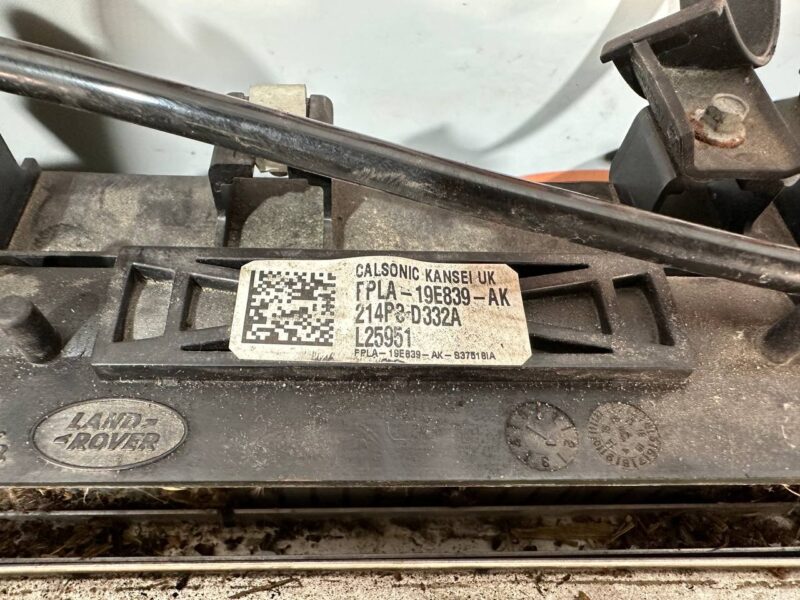 LR118314 Radiator Cassette 3.0 D Range Rover Sport L494 (2014-2022) used cost 237 € in stock 1 pcs.
