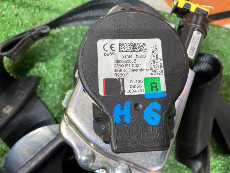 LR128771 Seat belt front right Land Rover Discovery Sport L550 (2015-) used cost 150 € in stock 2 pcs.