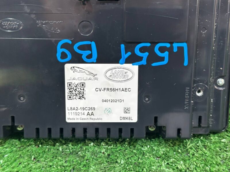 LR139096 Climate control unit Range Rover Evoque New L551 (2019-) Used cost 400 € in stock 2 pcs.