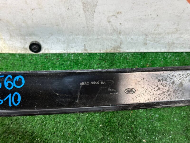 LR141264 Fuel tank bracket left Range Rover Velar L560 (2018-) used cost 20 € in stock 1 pcs.
