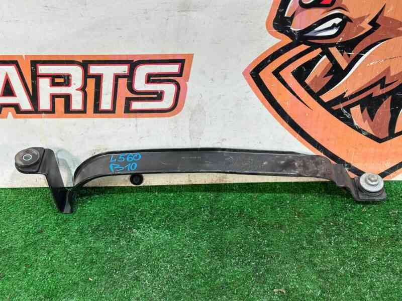LR141264 Fuel tank bracket left Range Rover Velar L560 (2018-) used cost 20 € in stock 1 pcs.