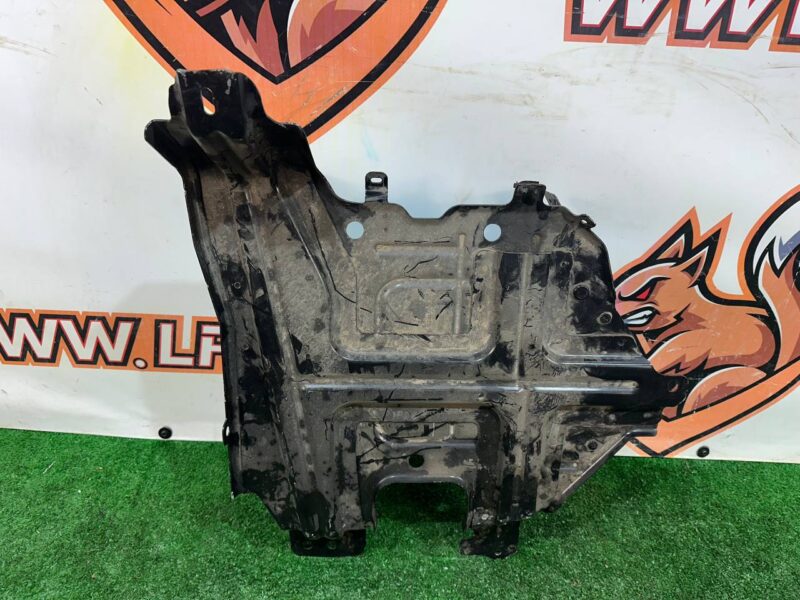 LR142554 Used Range Rover Velar L560 Battery Bracket (2018-) cost 50 € in stock 1 pcs.