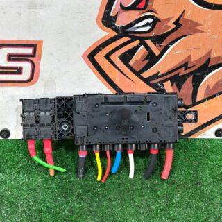 LR144622 Fuse box Range Rover Velar L560 (2018-) USED cost 80 € in stock 1 pcs.