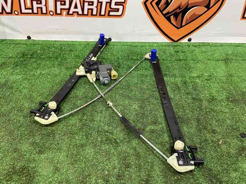 LR153954 Front left window lift Land Rover Discovery 5 L462 (2017-) Used cost 220 € in stock 1 pcs.