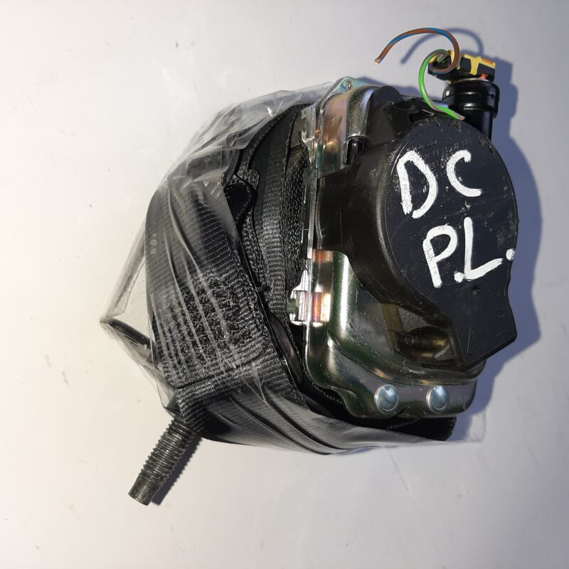 LR155096 Front left seat belt Land Rover Discovery Sport L550 (2015-) Used cost 150 € in stock 3 pcs.