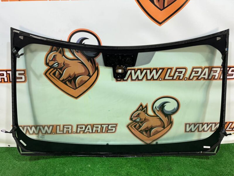 LR155771 Windshield Land Rover Discovery 5 L462 (2017-) used cost 500 € in stock 1 pcs.