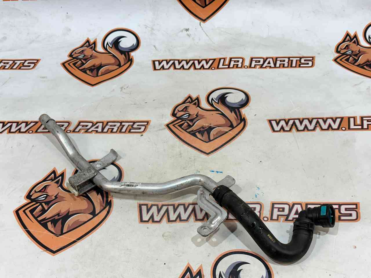 T2H14958 Air conditioning hose Jaguar F-Pace X761 (2017-) used cost 50 € in stock 1 pcs.