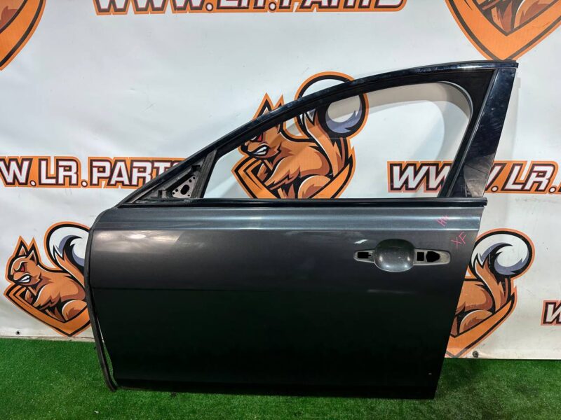 T2H4139 Front left Door JAGUAR XF Used cost 470 € in stock 1 pcs.