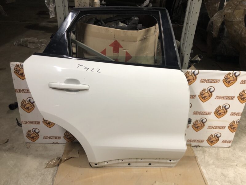 T4A1370 Door rear right Jaguar F-Pace Used - Image 23