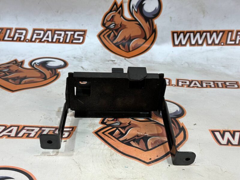 T4K11692 Bracket small battery Jaguar I-Pace X590 (2018-) used cost 20 € in stock 2 pcs.