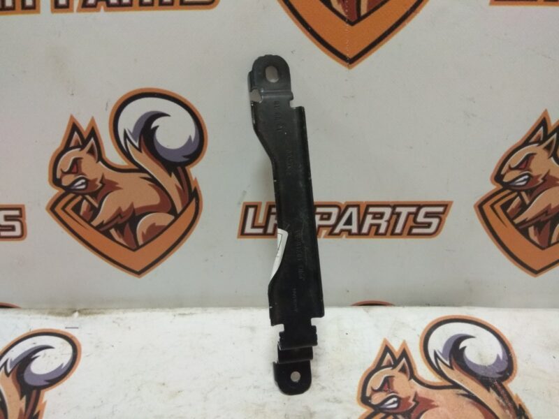 T4K2117 Used JAGUAR I-PACE Battery clamp cost 15 € in stock 1 pcs.