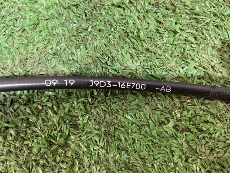 T4K2244 Hood cable Jaguar I-Pace (2018-) Used cost 20 € in stock 16 pcs.