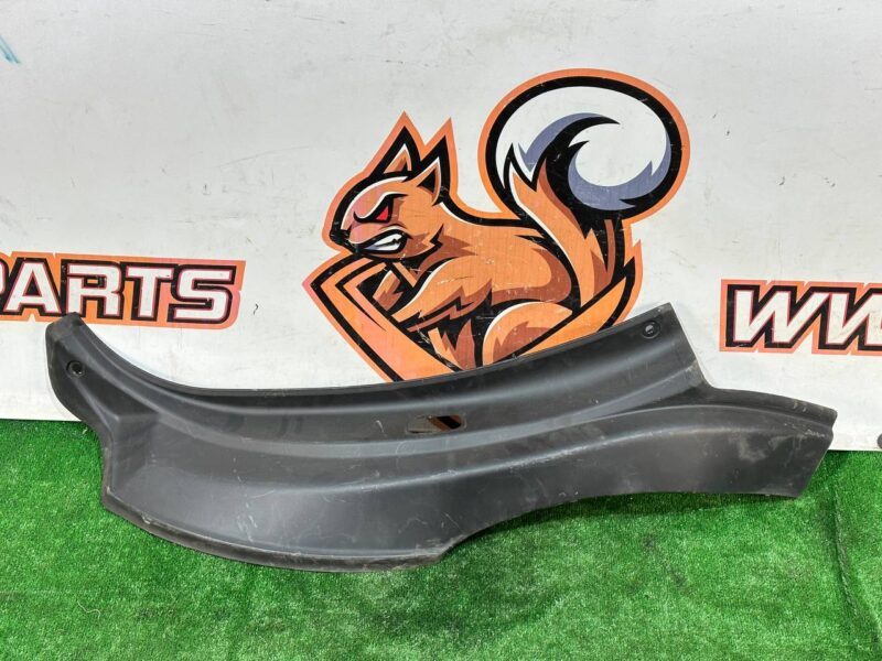 T4K5227 Rear arch molding right Jaguar I-Pace (2018-) Used cost 100 € in stock 3 pcs.