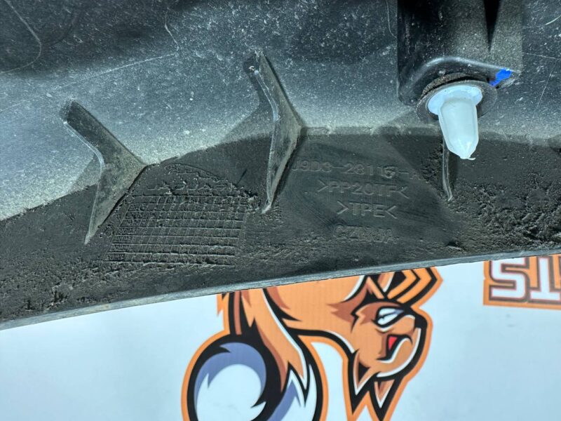 T4K5227 Rear arch molding right Jaguar I-Pace (2018-) Used cost 100 € in stock 3 pcs.