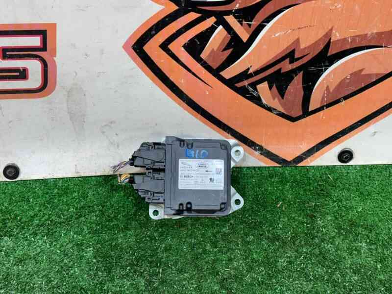 T4N34258 Control unit AIRBAG Jaguar F-Pace X761 (2017-) used cost 250 € in stock 2 pcs.
