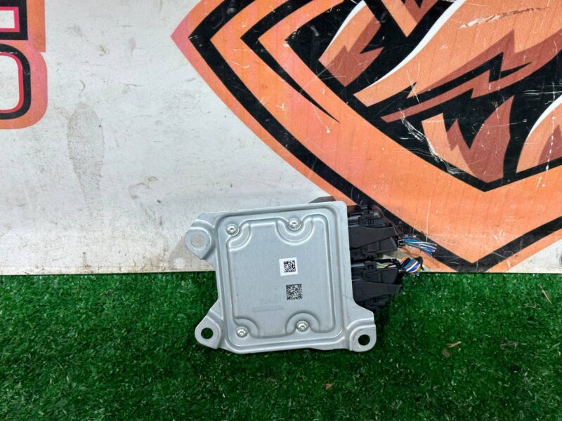 T4N34258 Control unit AIRBAG Jaguar F-Pace X761 (2017-) used cost 250 € in stock 2 pcs.