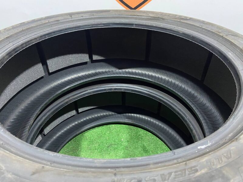 275/45R21 Tire Pirelli Scorpion Zero 275/45 R21 110Y M+S Used tires - Image 12