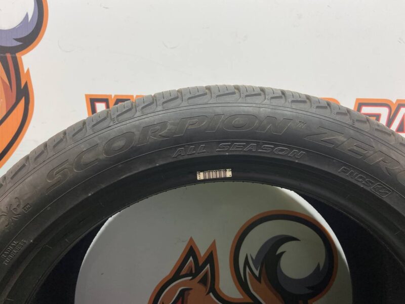 275/45R21 Tire Pirelli Scorpion Zero 275/45 R21 110Y M+S Used tires cost 70 € in stock 2 pcs.