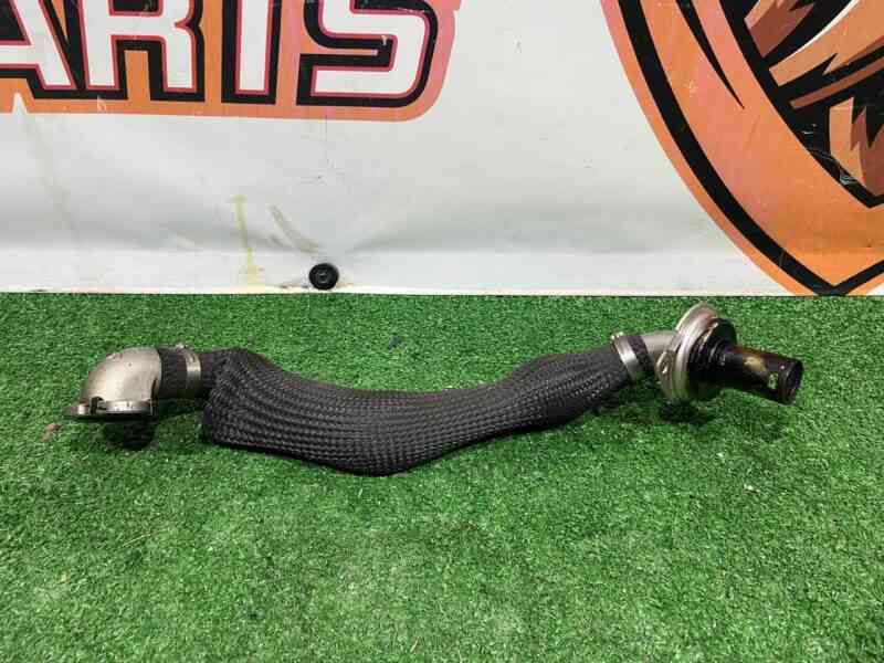 AJ813340 High pressure pipe EGR valve to intake manifold Jaguar F-Pace X761 used cost 40 € in stock 2 pcs.