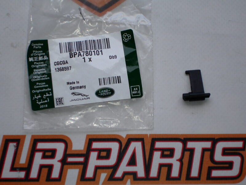 BPA780101 Range Rover Sport Tank Cover Bracket cost 3 € in stock 1 pcs.
