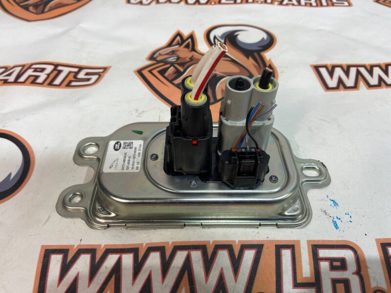 C2D49932 Voltage converter Jaguar F-Pace X761 (2017-) Used cost 80 € in stock 14 pcs.