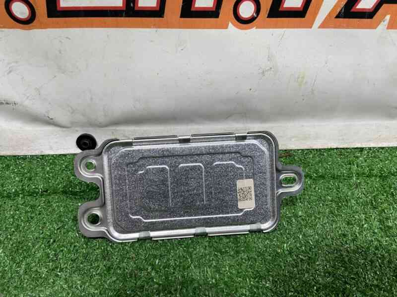 C2D49932 Voltage converter Jaguar F-Pace X761 (2017-) Used - Image 15