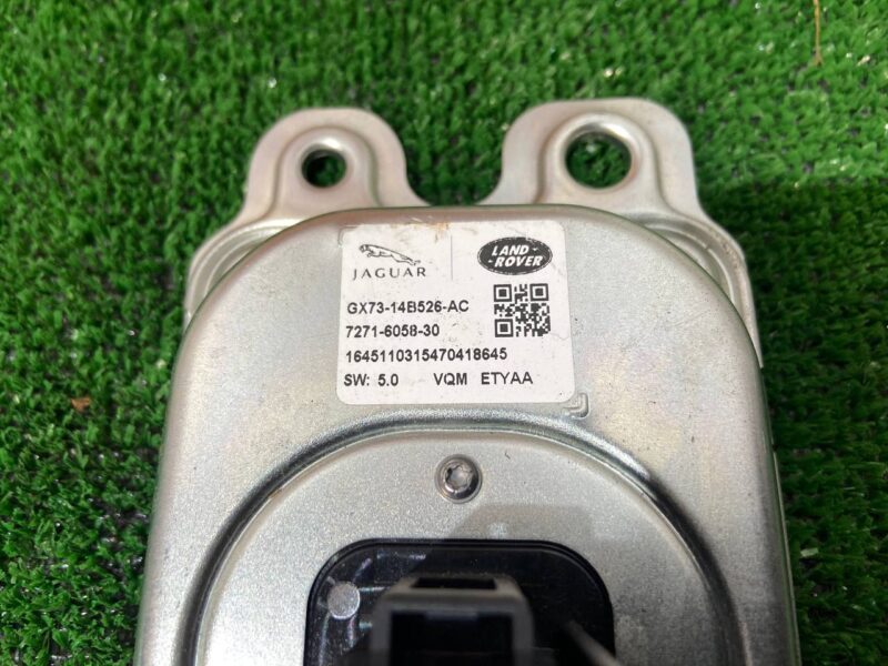 C2D49932 Voltage converter Jaguar F-Pace X761 (2017-) Used - Image 22
