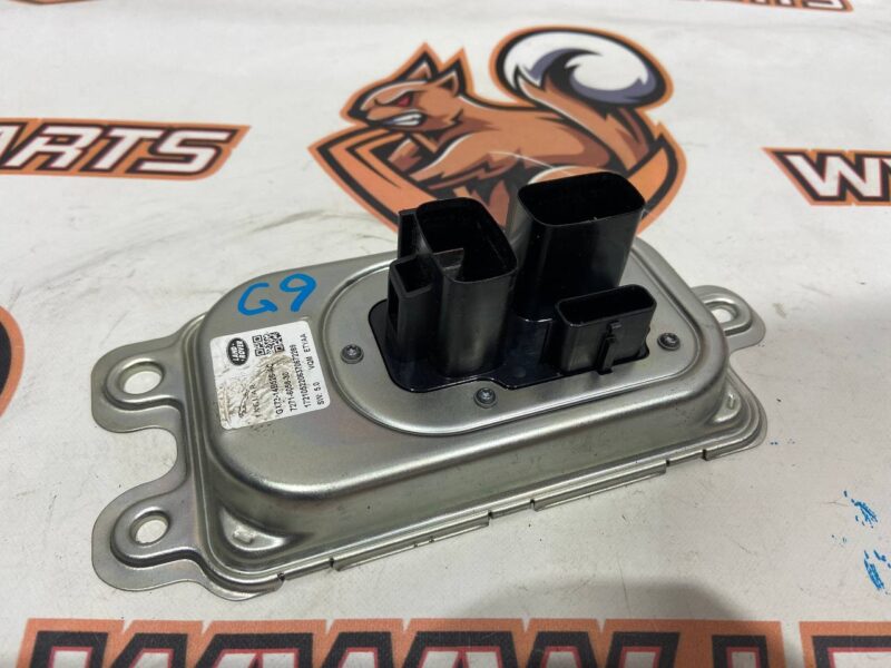 C2D49932 Voltage converter Jaguar F-Pace X761 (2017-) Used cost 80 € in stock 14 pcs.