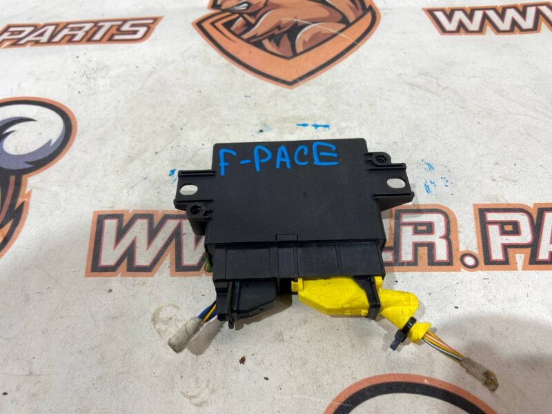 C2D58528 JAGUAR F-PACE Used parking sensors control unit cost 80 € in stock 1 pcs.