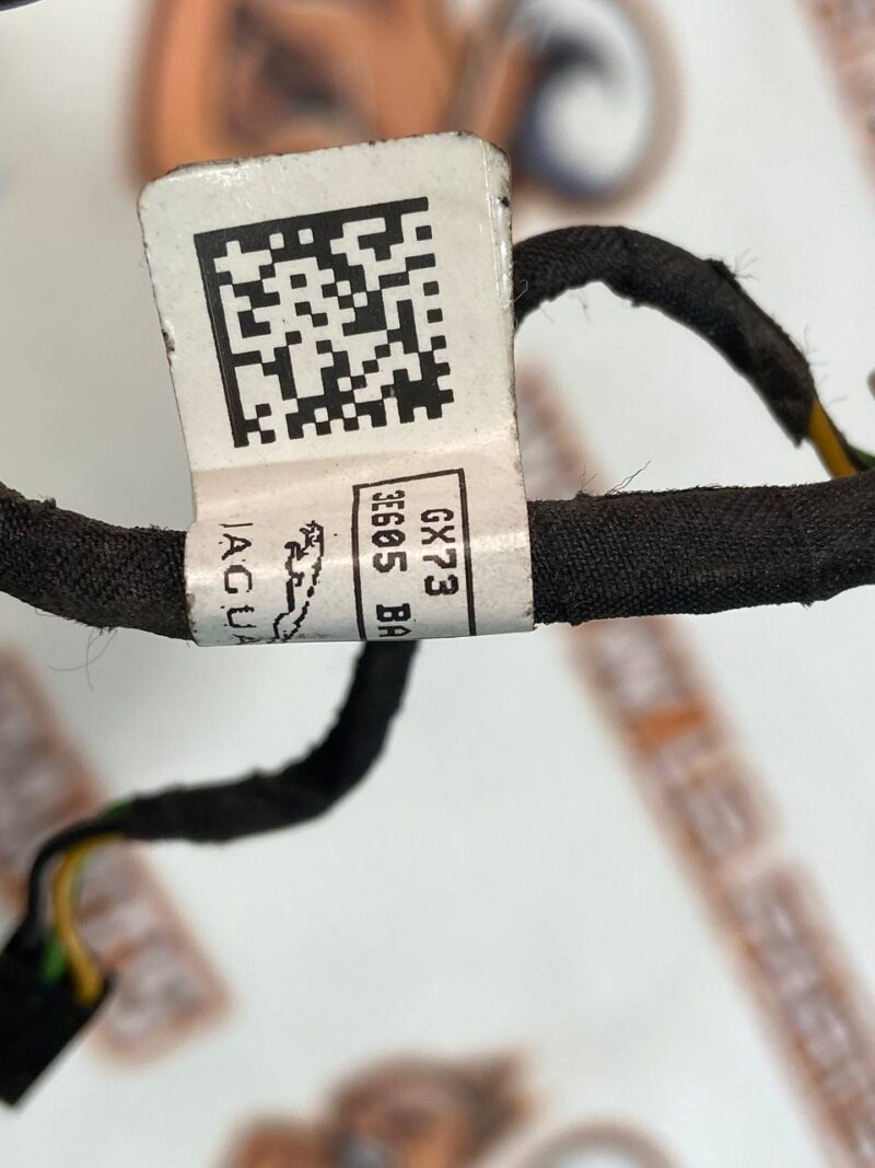 C2Z29254 Steering wheel harness Jaguar F-Pace X761 (2017-) used cost 40 € in stock 1 pcs.
