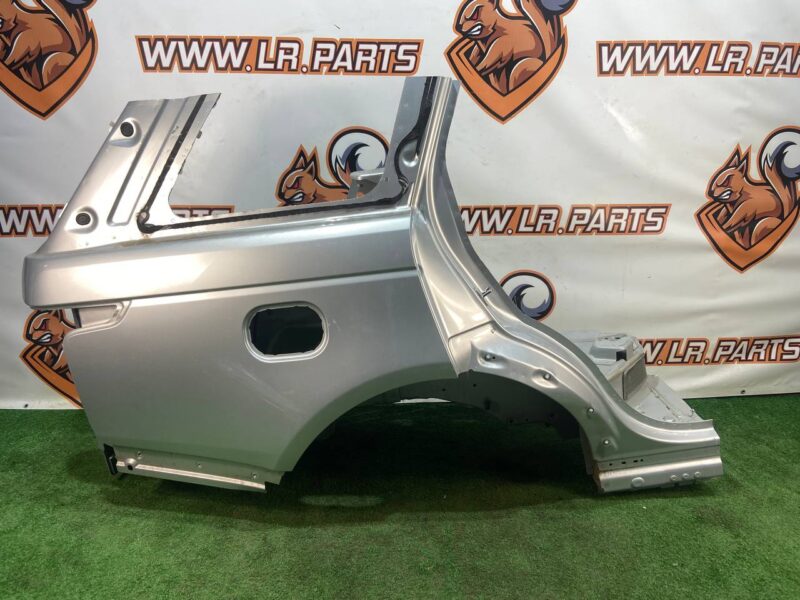 LR036412 Rear right quarter with center rack Range Rover L405 (2013-2021) Used cost 750 € in stock 6 pcs.