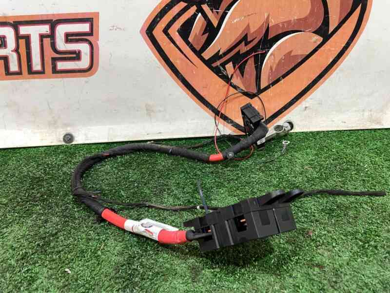 LR040598 Battery positive wire assembly Range Rover L405 (2013-2021) used cost 50 € in stock 4 pcs.