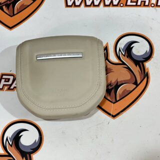 LR062636 Steering wheel airbag Range Rover L405 (2013-2021) Used cost 337,29 € in stock 2 pcs.