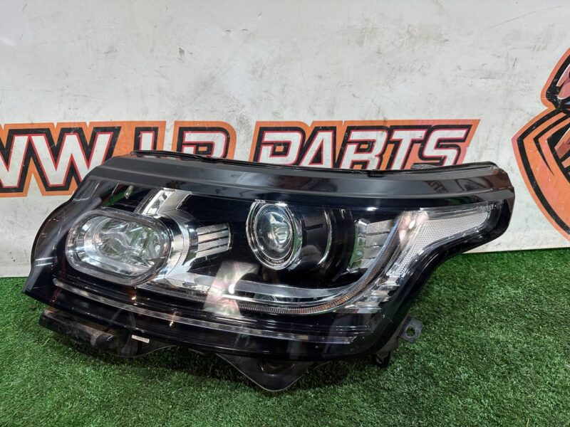 LR067216 Left headlight Range Rover L405 (2013-2021) used cost 400 € in stock 3 pcs.