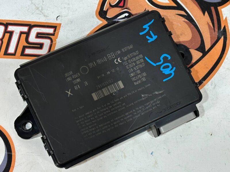 LR071386 Central locking control unit RANGE ROVER SPORT L320 2005-2012 Used cost 95 € in stock 1 pcs.