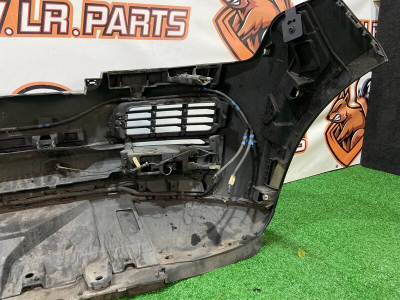 LR071948 Front bumper assembly RANGE ROVER (L405) 2013- Used cost 750 € in stock 2 pcs.