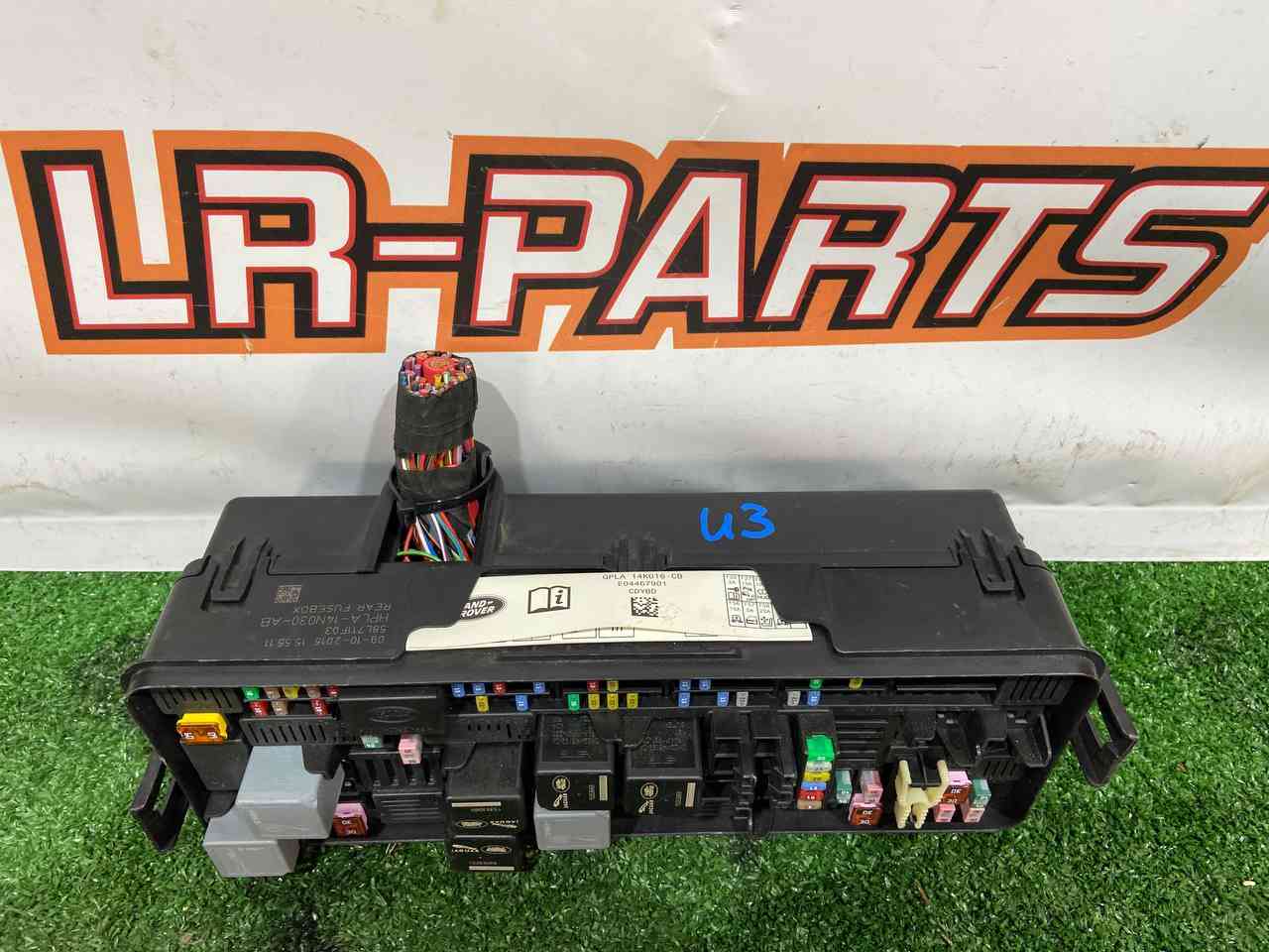 LR078451 Fuse box RANGE ROVER SPORT L494 13- Used cost 150 € in stock 1 pcs.