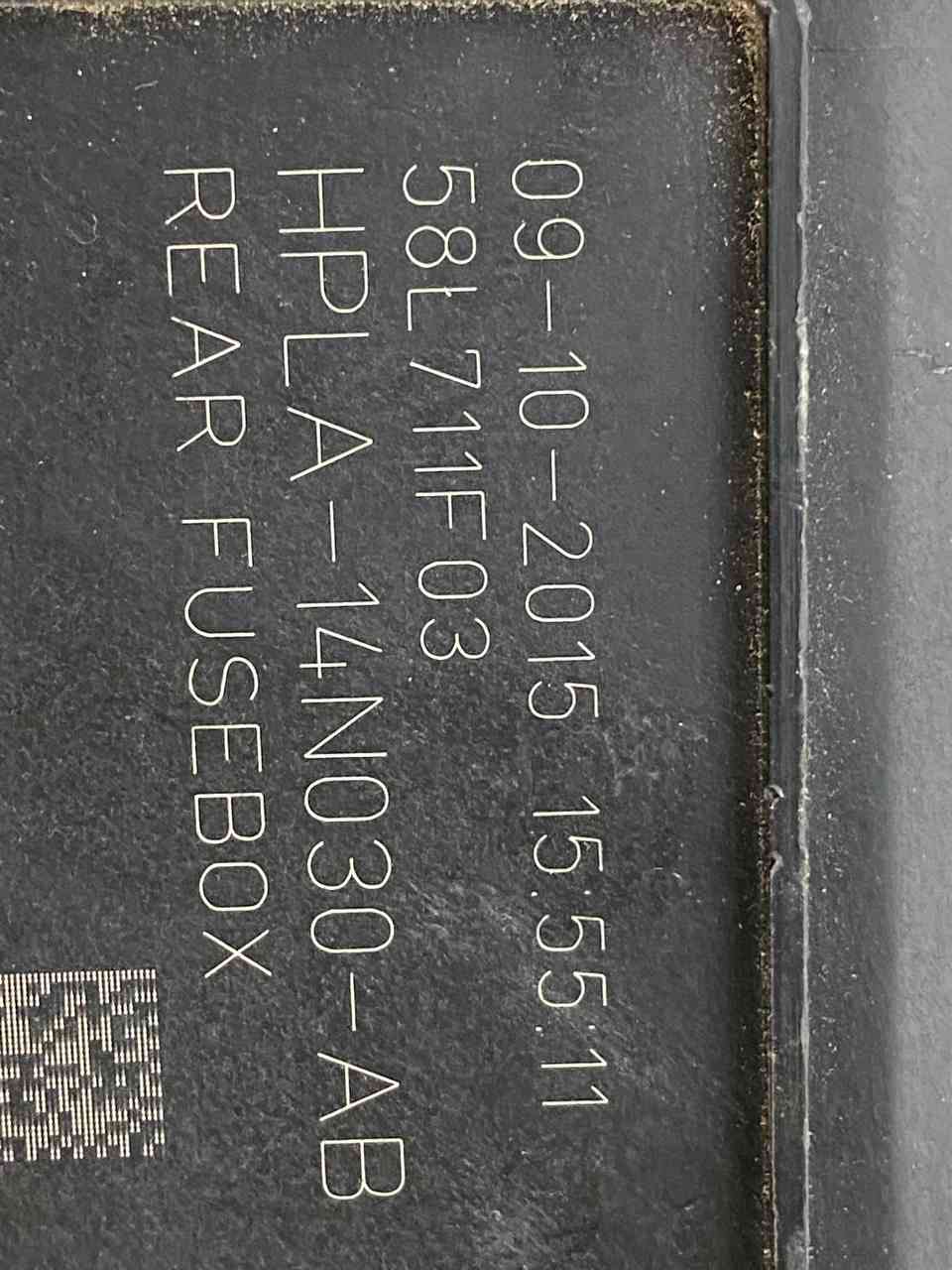 LR078451 Fuse box RANGE ROVER SPORT L494 13- Used cost 150 € in stock 1 pcs.