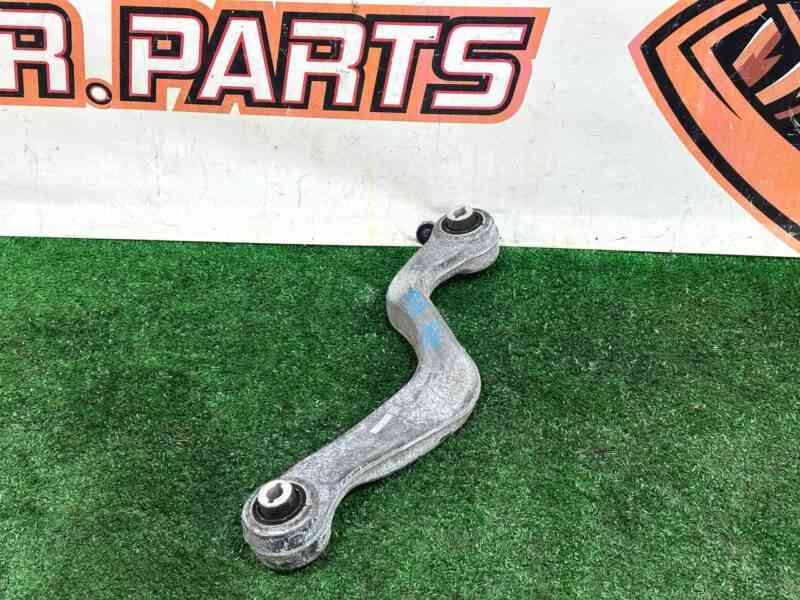 LR078519 Rear upper right lever Land Rover Discovery Sport L550 (2015-) USED cost 50 € in stock 6 pcs.