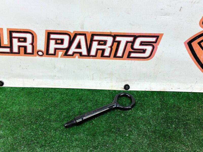LR092012 Tow hook RANGE ROVER VELAR (L560) Used cost 20 € in stock 3 pcs.