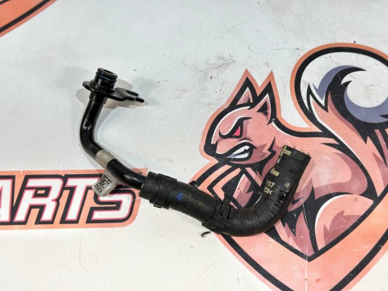 LR097977 Range Rover Velar L560 Turbocharger Cooling Tube (2018-) Used cost 20 € in stock 1 pcs.