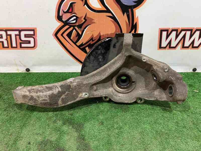 LR099019 Left steering knuckle Range Rover L405 (2013-2021) Used cost 490 € in stock 2 pcs.